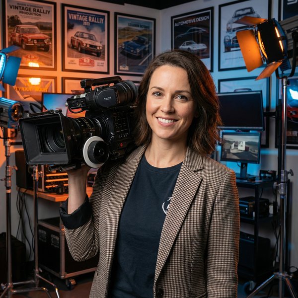 免费看片视频导演